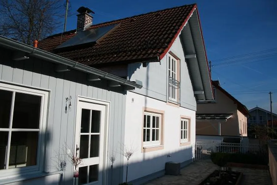 Titelbild 88682 - Haus kaufen in Ampfing - Gemütliches Eigenheim (4 Zimmer) ohne Gartenarbeit