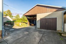 Garage mit carport