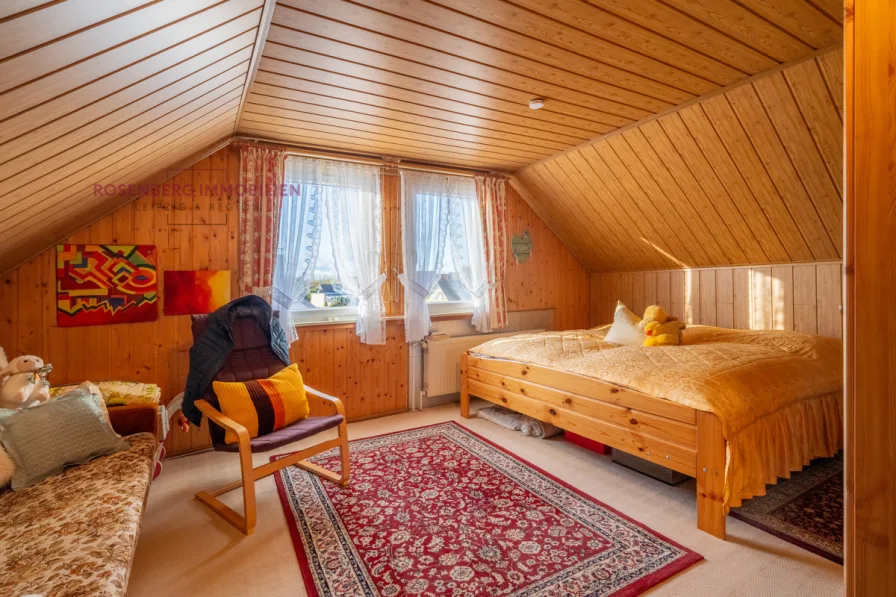 Schlafzimmer 1 OG