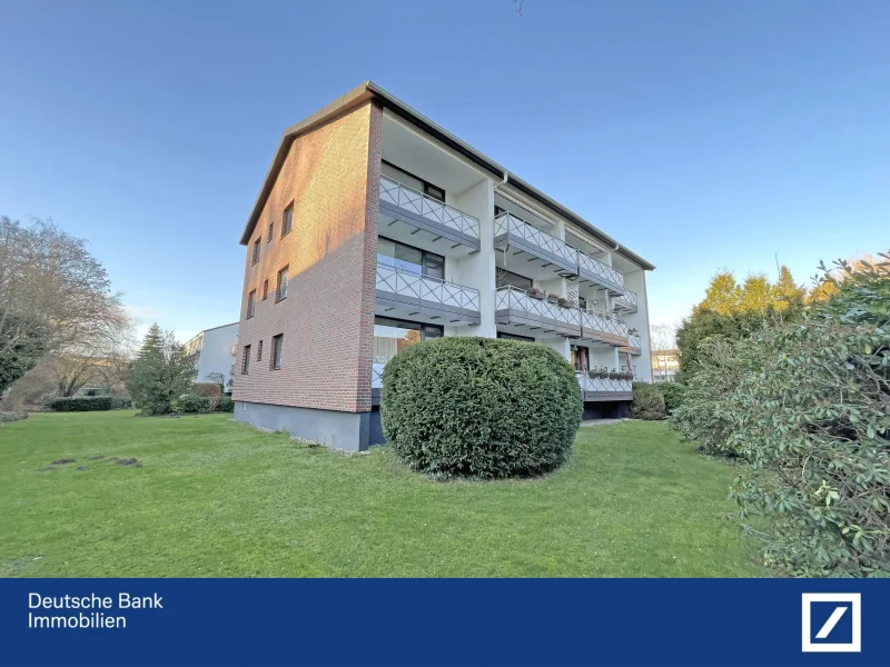 Ansicht - Wohnung kaufen in Burgwedel - Großburgwedel 2. OG mit Ausblick - helle, gepflegte 4-Zimmer-Whg. mit 2 Bädern & 2 großen Balkonen