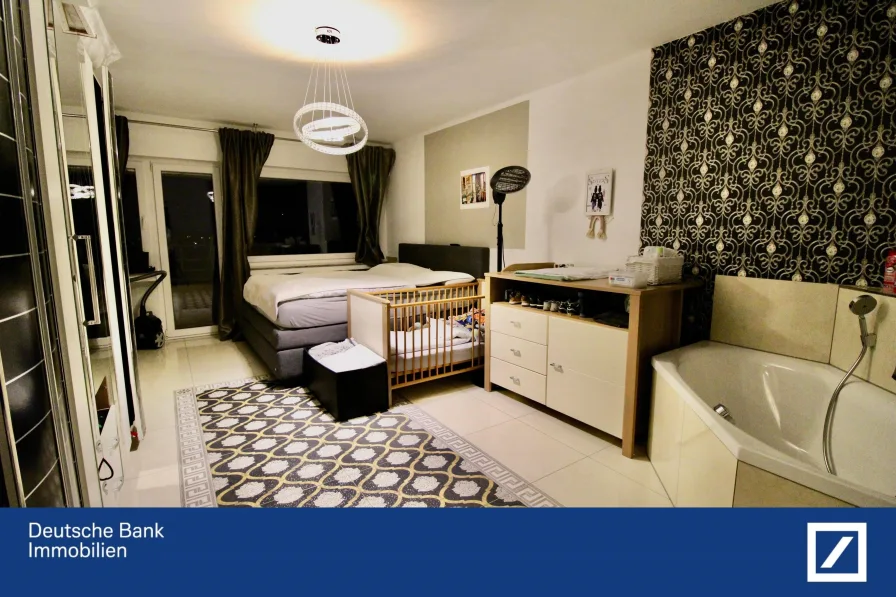 40575121-Schlafzimmer - Wohnung kaufen in Velbert - Attraktive 3-Zimmerwohnung mit zwei Loggia in Top Zustand!