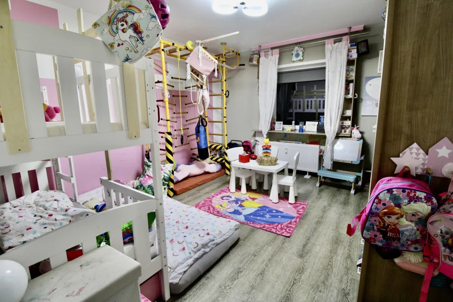 40131161-Kinderzimmer