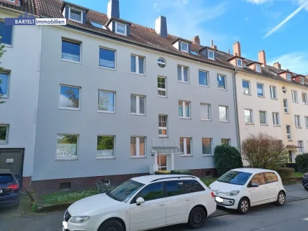 Hausansicht - Wohnung kaufen in Hannover - Kapitalanlage im schönen Hannover-Ricklingen