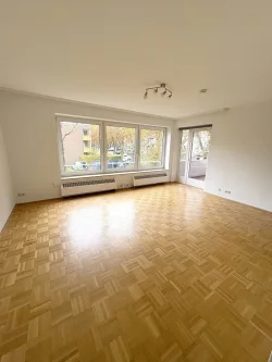 Wohnzimmer - Wohnung mieten in Hemmingen - Schöne 3-Zimmer-Wohnung mit Balkon in toller Lage von Hemmingen!