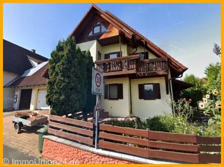  - Haus kaufen in Igensdorf - 490.000,- für familienfreundliches Einfamilienhaus mit separater 54 m² Einliegerwohnung in TOP Lage