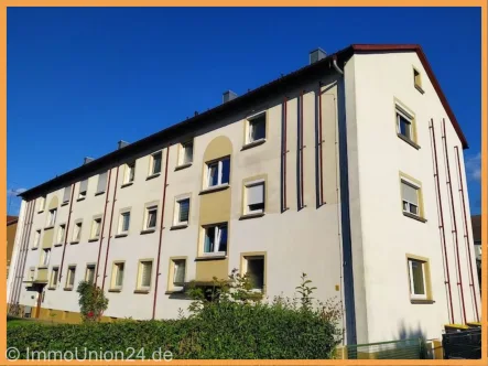  - Wohnung kaufen in Bad Windsheim - 1.250,- EUR Mieteinnahme für 4,5 Zimmer 110 qm Wohnung mit wettergeschützten BALKON nahe Kurpark