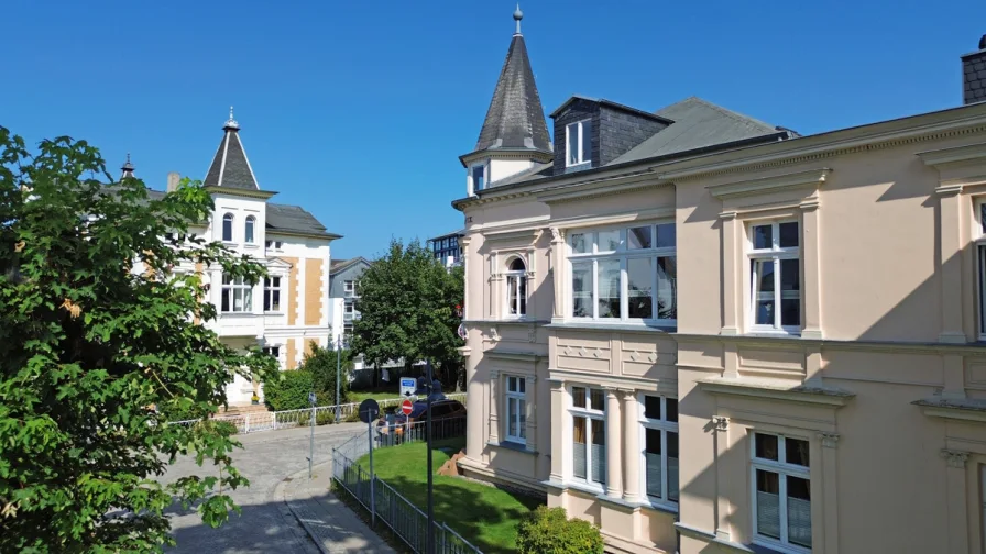 Titelbild - Wohnung kaufen in Seebad Ahlbeck - Strandnahe Eigentumswohnung in historischer Bäderstilvilla