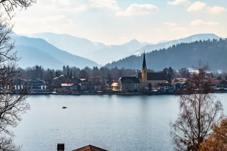 Seeblick - Wohnung kaufen in Tegernsee - Kernsanierte Wohnung mit Seeblick am Leeberg