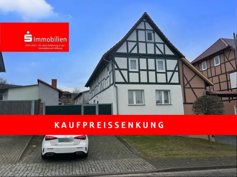 Strassenansicht - Haus kaufen in Niederorschel - Viel Platz für Hund und Katz!