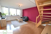 Wohnzimmer, 5-Zimmer-Maisonette-Wohnung zum Kauf in Düsseldorf Holthausen, Frank Ewe Immobilienmakler Düsseldorf Hassels