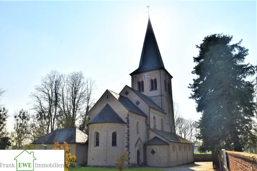 Kath. Kirche am Rhein Himmelgeist 1 - Kopie