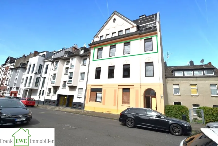 Hausansicht, 2-Zimmer-Wohnung mit Appartement zum Kauf in Düsseldorf Eller, Frank Ewe Immobilienmakler - Wohnung kaufen in Düsseldorf / Eller - Objekt Nr. 294_3  40229 Düsseldorf3 Zimmerwohnung mit Gartennutzung. 2 Bäder, Einbauküche