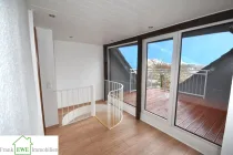 Diele Dachterrasse, 3-Zimmer-Maisonette-Wohnung, Miete in Düsseldorf Reisholz, Frank Ewe Immobilienmakler Düsseldorf