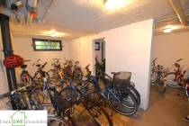 Fahrradkeller, 1-Zimmer-Wohnung mit Terrasse zum Kauf Düsseldorf Benrath, Frank Ewe Immobilienmakler Düsseldorf