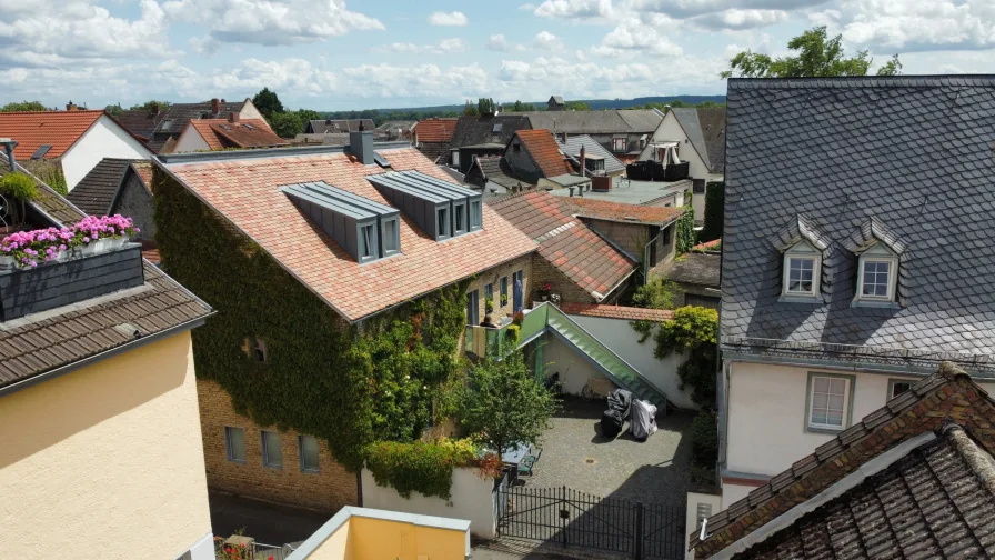 Ansicht  - Haus kaufen in Eltville am Rhein / Erbach (Rheingau) - Historisches Ensemble im Herzen von Erbach