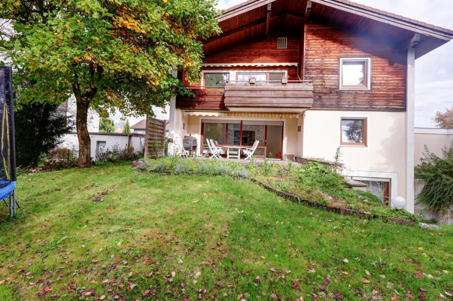 Blick von Außen - Wohnung mieten in Seefeld - Hochwertige Etagenwohnung in ruhiger Lage von Seefeld