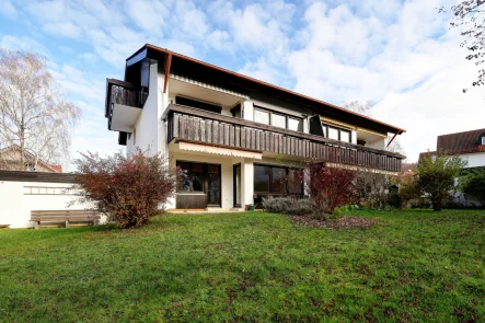 Blick auf die Terrasse - Wohnung kaufen in Seefeld - Praktische 3-Zimmer-Erdgeschoss-Wohnung in Seefeld