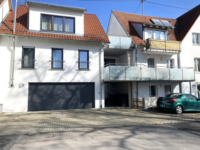 Außenansicht 2 - Haus kaufen in Schelklingen - KÄUFERPROVISIONSFREI, wunderschönes Einfamilienhaus in Schelklingen