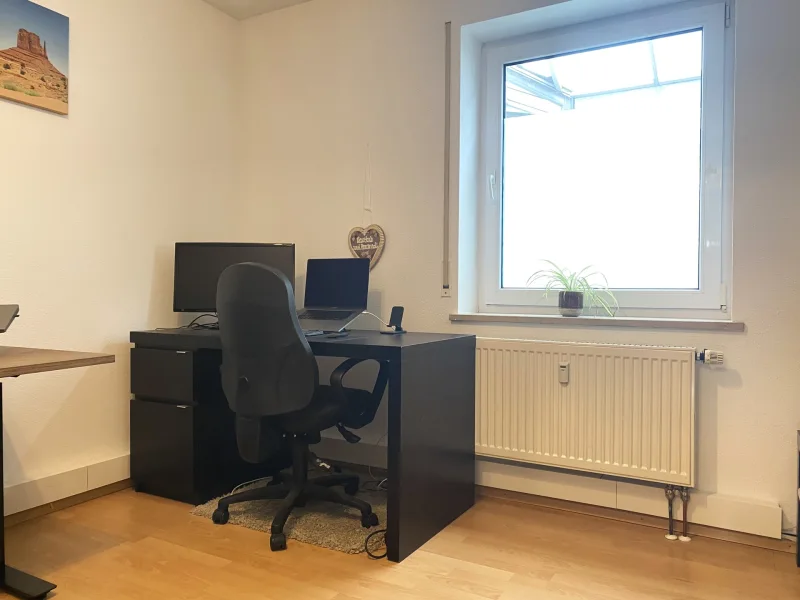 Kinderzimmer, Büro Bild 3