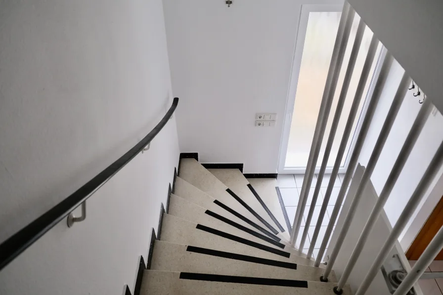 Treppe in das Dachgeschoss