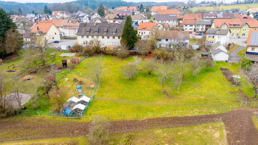 viel Fläche hinter dem Haus