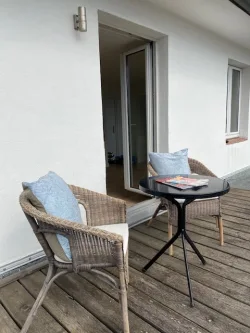 TERRASSE - Wohnung kaufen in Düsseldorf - PENTHAUS APPARTMENT MIT GROSSER TERRASSE