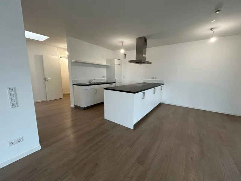 Wohn- und Essbereich  - Wohnung mieten in Heilbronn - 3,5-Zimmer-Penthouse-Wohnung mit Blick über Heilbronn