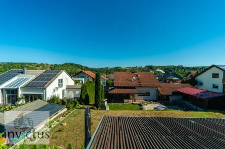 Aussicht Balkon EG - Haus kaufen in Neudenau / Siglingen - Imposantes EFH mit drei Wohneinheiten in familienfreundlicher Wohnlage von Neudenau-Siglingen