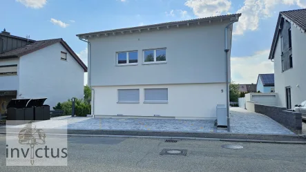 Ansicht von vorne - Wohnung kaufen in Gundelsheim - Ein Paradies in Gundelsheim - Neu sanierte 3,5-Zimmer-Wohnung mit zeitlosem Charme