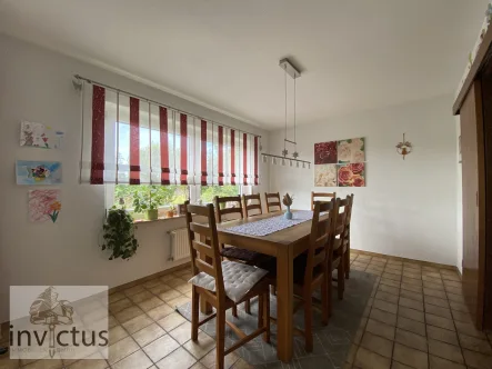  - Haus kaufen in Gundelsheim / Bachenau - Einfamilienhaus mit beeindruckender Aussicht in ländlicher Idylle mit Doppelgarage