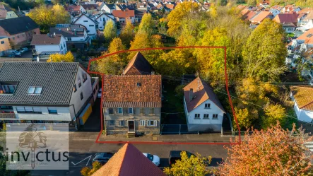 Luftansicht  - Grundstück kaufen in Heilbronn - Sanierung oder Abriss/ Neubau - hier entscheiden Sie! Zentral gelegenes Grundstück in Biberach.