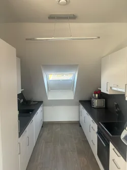 Einbauküche - Wohnung mieten in Lohne - Charmante 3 Zimmer DG Wohnung inkl. Einbauküche. 