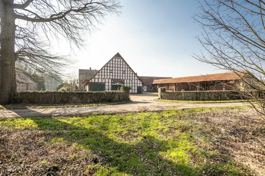 Ansicht - Haus kaufen in Westerkappeln - Idyllischer Bauernhof in traumhafter Lage