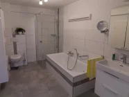 EG - Renoviertes Badezimmer