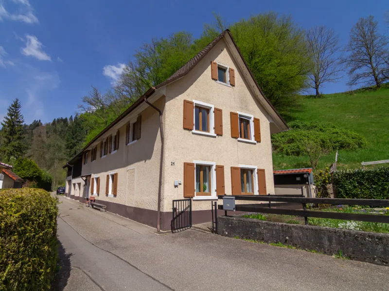 Haus von vorne - Haus kaufen in Tegernau - Idyllisches Wohnen in der Natur