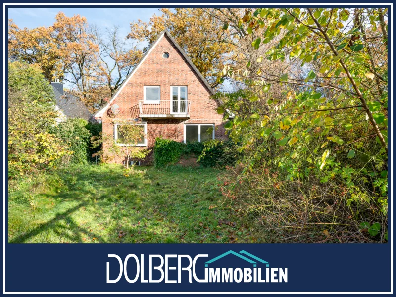 Titelbild - Haus kaufen in Hamburg / Sasel - Einzel- oder 2-Familienhaus mit herrlichem Grundstück in den idyllischen Walddörfern!
