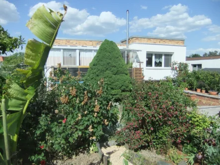  - Haus kaufen in Frankfurt - Perfekt saniert mit wunderschönem Garten