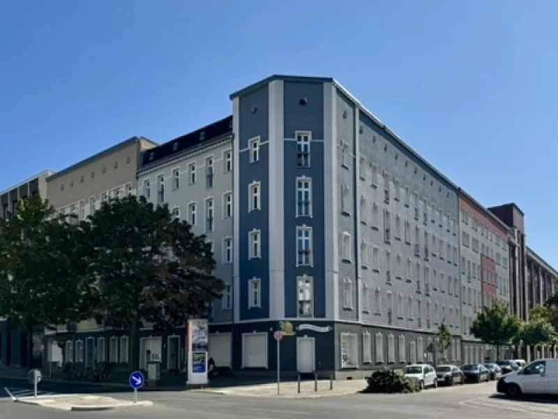 Das Haus - Wohnung kaufen in Berlin-Gesundbrunnen - Sanierte 2-Zimmer-Eigentumswohnung, Balkon, bezugsfrei kaufen in Berlin-Gesundbrunnen, ca. 72 m²