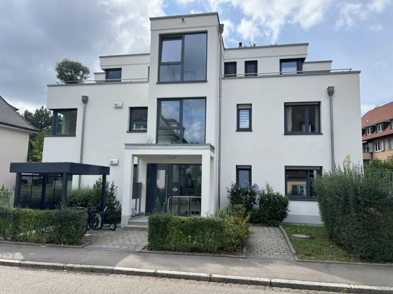 Ansicht Ost - Wohnung mieten in Freiburg im Breisgau / Wiehre - Erdgeschoss mit Terrasse und Garten in Toplage der Wiehre