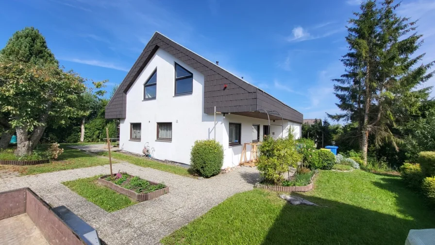 Außenansicht_www.villingen.immobilien - Haus kaufen in Dauchingen - Freistehendes Einfamilienhaus mit Einliegerwohnung