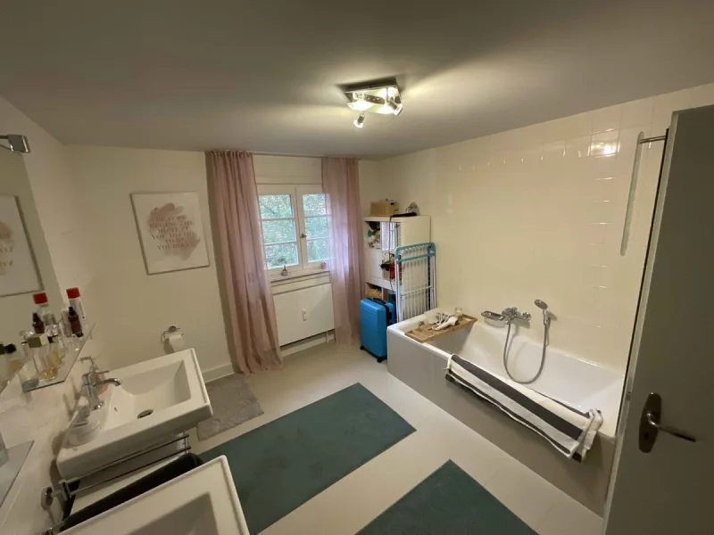 Badezimmer_www.villingen.immobilien