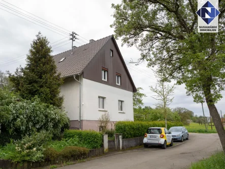  - Haus kaufen in Wernau - Familienidyll in Randlage mit 7 Zimmern, schönem Garten und in S-Bahn-Nähe