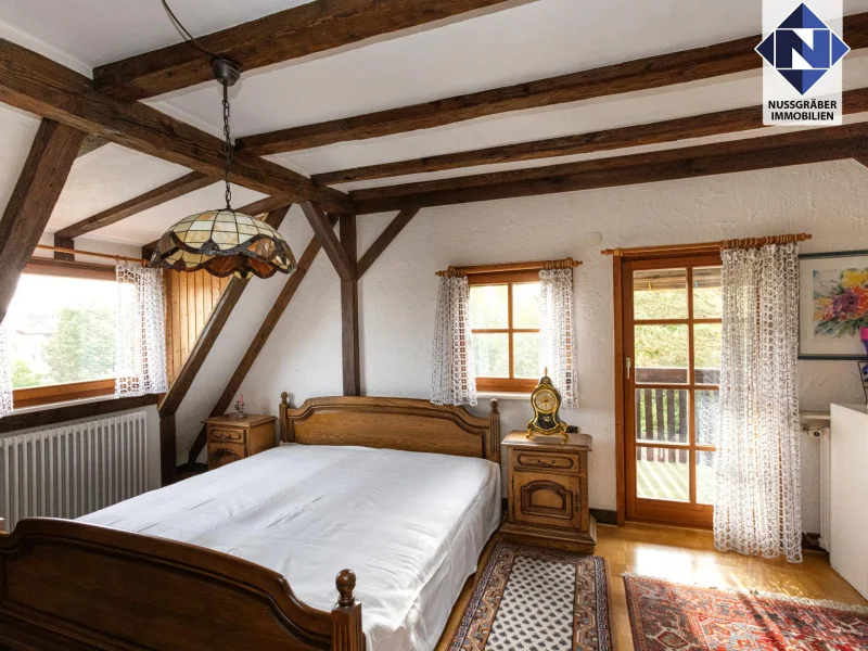 Schlafzimmer DG