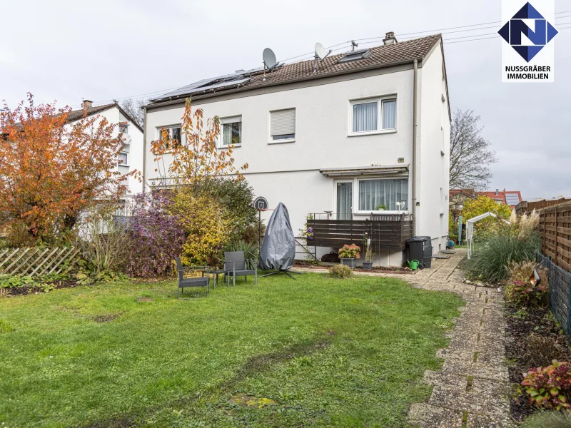  - Haus kaufen in Nürtingen - Gemütliche, gepflegte Doppelhaushälfte mit schönem Garten