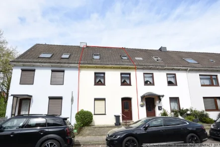 Gepflegt - Haus kaufen in Bremen - Westend - modernisiertes Haus mit ausgebautem Dachgeschoss