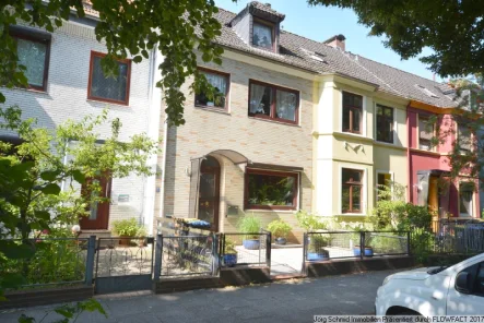 Gepflegte Wohnlage - Haus kaufen in Bremen - Walle - Wohnen in einer ruhigen Seitenstraße