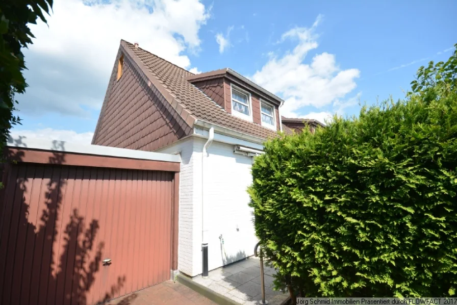 Ruhige Seitenstraße - Haus kaufen in Bremen - Wilhelm-Busch-Viertel - zu Hause in ruhiger Lage