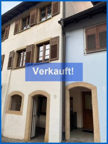 Hauszugang - Wohnung kaufen in Engen - Schöne sanierte 2 Zimmer-Altstadtwohnung im verträumten Engen / Hegau in  Top Lage!