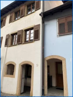 Hauszugang - Wohnung kaufen in Engen - Schöne sanierte 2 Zimmer-Altstadtwohnung im verträumten Engen / Hegau in  Top Lage!