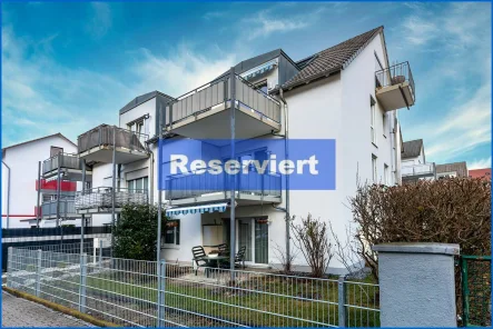 Hausansicht - Wohnung kaufen in Singen - Singen-Nord: Moderne, attraktive 4 Zi. Wohnung im EG mit großem Garten, in Toplage/Frei werdend!